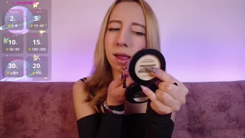 MIIA     online show from November 25, 2:44 am