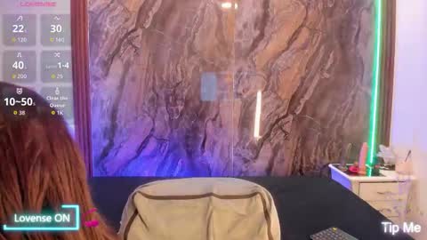 Mia collins online show from November 28, 3:04 pm