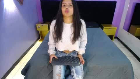 Miilky   online show from March 3, 3:45 am