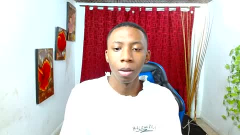 Snapshot of miilo18 chatting on June 10, 7:46 pm milo online show from June 10, 7:46 pm