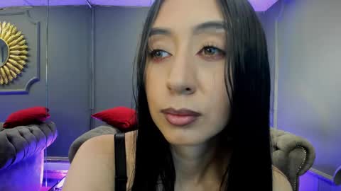 Snapshot of miilu__1 chatting on December 15, 3:02 am miilu  online show from December 15, 3:02 am