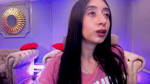 Snapshot of miilu__1 chatting on January 19, 3:18 am miilu  online show from January 19, 3:18 am