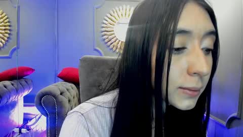 Snapshot of miilu__1 chatting on January 26, 6:17 am miilu  online show from January 26, 6:17 am