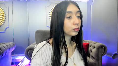 Snapshot of miilu__1 chatting on February 5, 3:34 am miilu  online show from February 5, 3:34 am