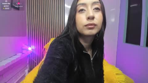 Snapshot of miilu__1 chatting on September 18, 3:19 am miilu  online show from September 18, 3:19 am