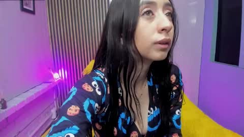 Snapshot of miilu__1 chatting on September 19, 3:19 am miilu  online show from September 19, 3:19 am