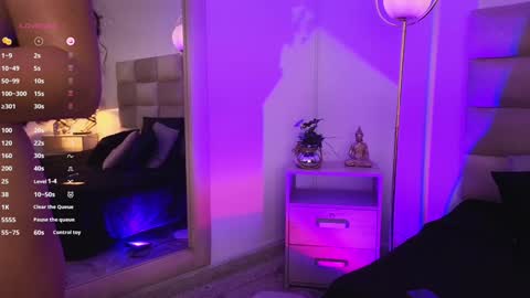   online show from December 13, 11:39 pm