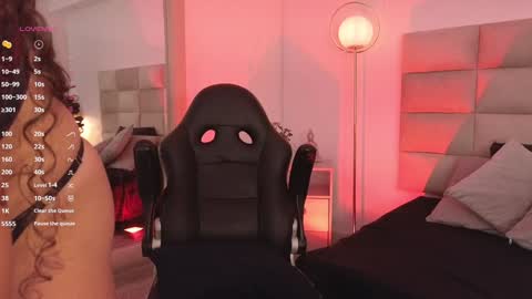   online show from January 9, 8:44 pm