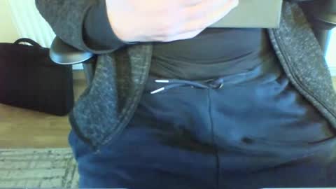 mik online show from March 3, 11:44 am