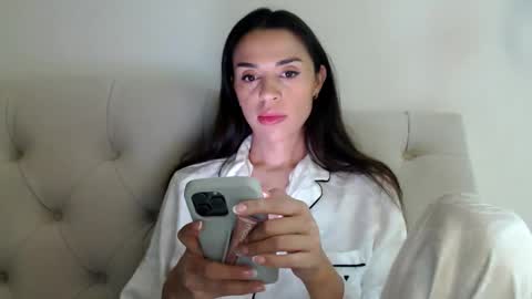 Mika online show from November 14, 7:12 pm