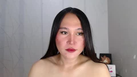 Hi im Avah online show from March 25, 2:06 am