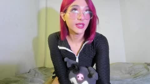 mika_velvet online show from October 3, 9:34 pm