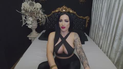 Mikaela online show from November 20, 5:18 am