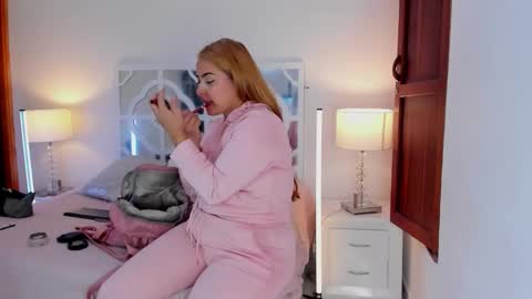 Mikaela blondie bigass online show from February 17, 12:34 pm