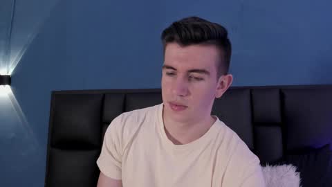 mikael online show from September 26, 4:16 am