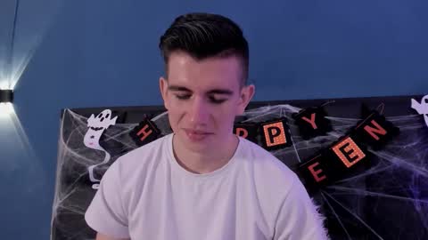 mikael online show from October 22, 4:24 am