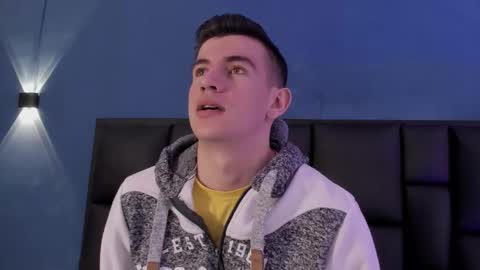 mikael online show from November 11, 3:50 am