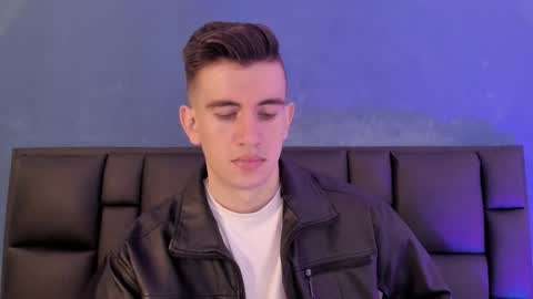 mikael online show from January 15, 5:01 am