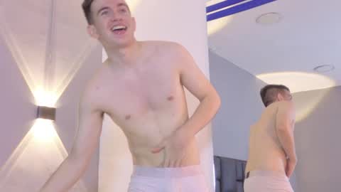 mikael online show from April 16, 4:35 am