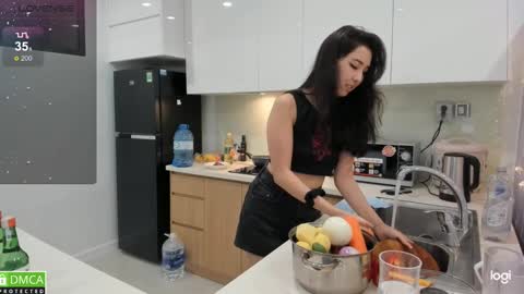 Miko now i live in Vietnam online show from February 18, 3:43 pm