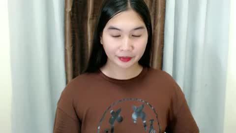 Kyla online show from November 4, 8:13 am