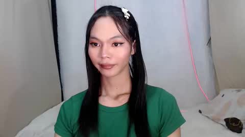 Snapshot of mikayslutt_sugarbaby143 chatting on May 26, 1:45 am NAUGHTY MIKAYXX online show from May 26, 1:45 am