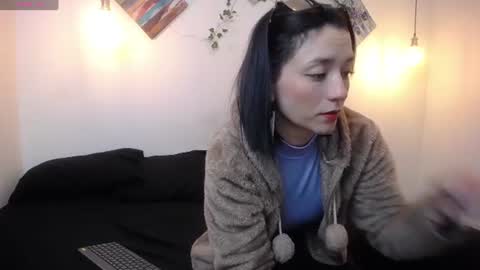 Snapshot of mikaza_akerman chatting on June 10, 1:10 pm mikaza online show from June 10, 1:10 pm