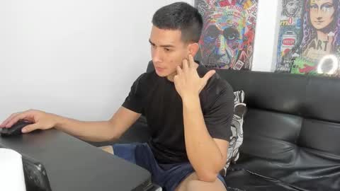 mike3xxx online show from September 20, 1:28 am