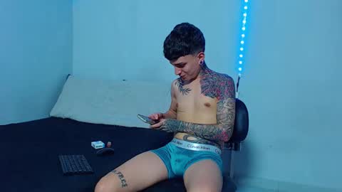 Mike IMDEPENDIENT MODEL online show from February 24, 4:36 pm