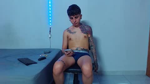 Mike IMDEPENDIENT MODEL online show from November 10, 2:10 am