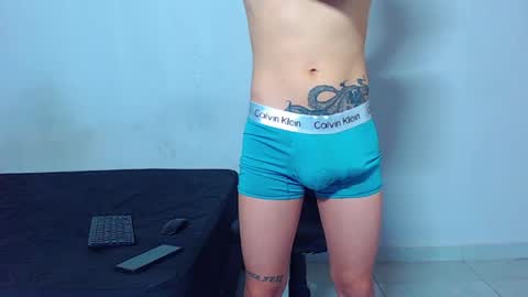 Mike IMDEPENDIENT MODEL online show from May 26, 1:51 pm