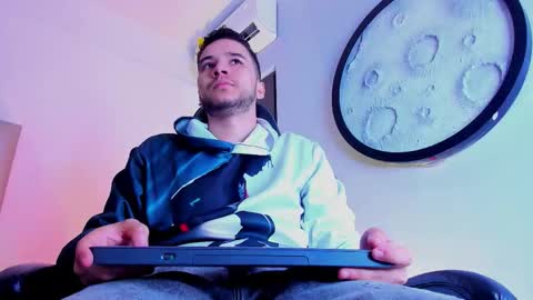 Mike  online show from February 21, 11:44 am