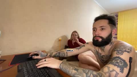 Mike and anna online show from December 21, 11:45 pm