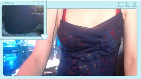 Snapshot of mike_davis44444 chatting on June 7, 8:51 am mike_davis44444 online show from June 7, 8:51 am