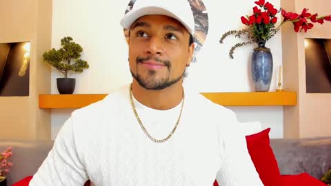   online show from December 6, 5:53 am