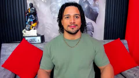   online show from February 16, 8:32 am