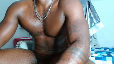 Snapshot of mike_kingcum chatting on February 1, 3:30 am mike online show from February 1, 3:30 am