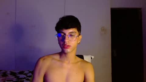 Mike Pineapple online show from October 12, 5:17 am