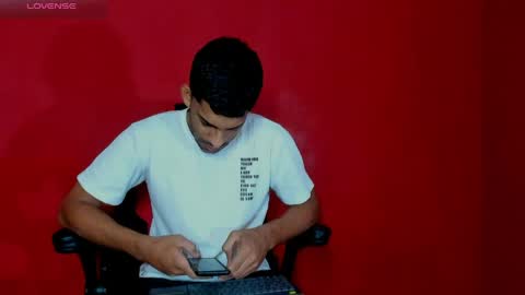 mike_shelby21 online show from April 2, 3:04 am