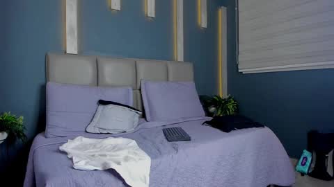 Snapshot of mikeblare chatting on December 28, 10:23 pm Mike Blare online show from December 28, 10:23 pm