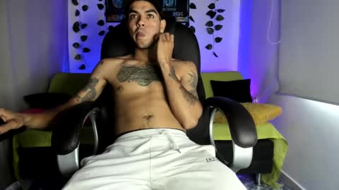 mikee_scooth online show from September 30, 5:29 pm