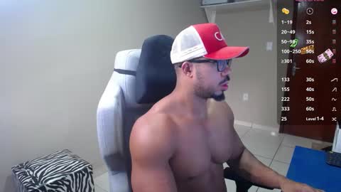 Snapshot of mikehotk chatting on January 25, 9:26 am mikehotk online show from January 25, 9:26 am