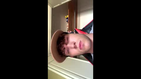 Snapshot of mikeiron126150 chatting on September 20, 10:44 pm mikeiron126150 online show from September 20, 10:44 pm