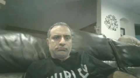 Snapshot of mikej143 chatting on February 8, 1:22 am mikej143 online show from February 8, 1:22 am
