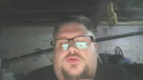 Snapshot of mikejws chatting on December 3, 6:28 pm mikejws online show from December 3, 6:28 pm