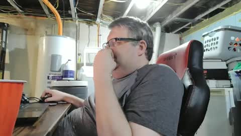 Snapshot of mikejws chatting on September 8, 6:51 pm mikejws online show from September 8, 6:51 pm