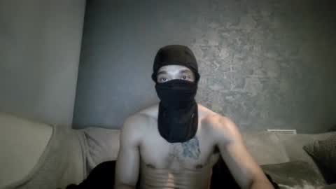 Snapshot of mikelovejones chatting on March 9, 2:50 am mikelovejones online show from March 9, 2:50 am