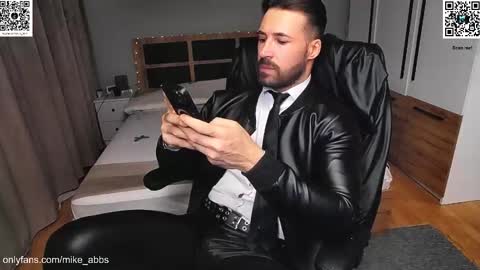 Mike    online show from January 12, 8:25 pm