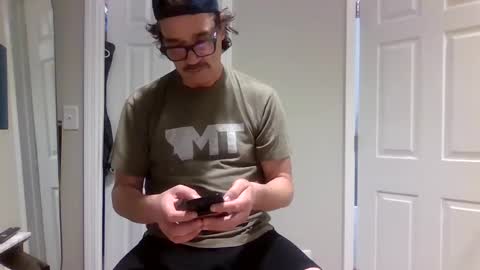 Snapshot of miketracy69 chatting on September 15, 9:04 pm Horny Potter online show from September 15, 9:04 pm