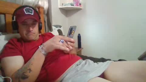Snapshot of mikeundies chatting on July 12, 9:22 am mikeundies online show from July 12, 9:22 am